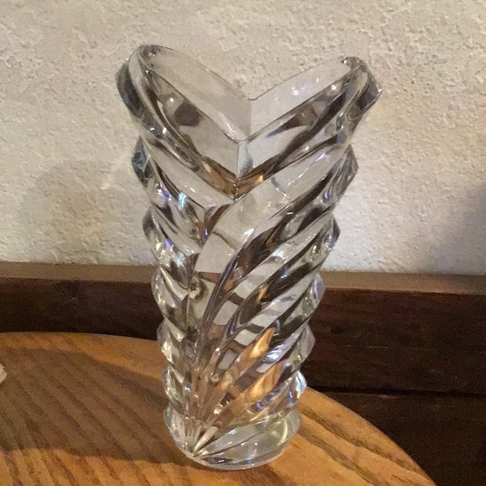 Mikasa Art Deco Heavy Weighted Vase 9” Tall